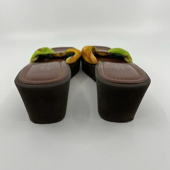 Donald  J Pliner Tie Dye Green Orange  Fabric Mesh Wedge/Slide Sandals 8 M - Picture 4 of 8